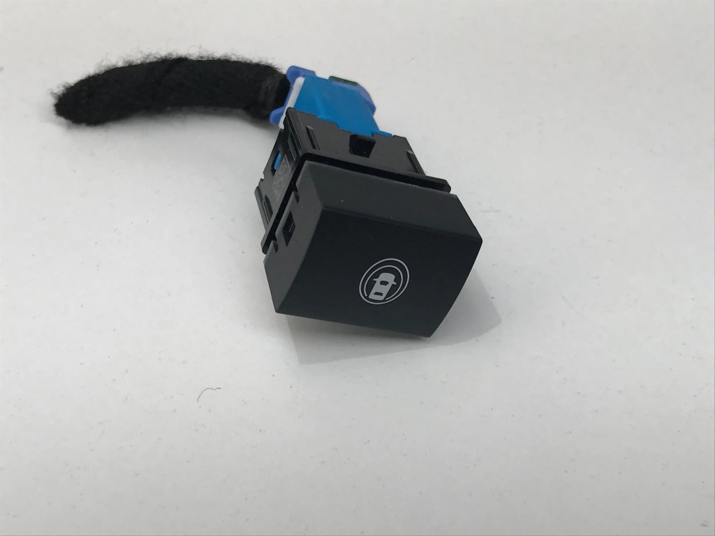 фото №1, Nissan leaf ii ze1 2021 кнопка перемикач мертвого pola