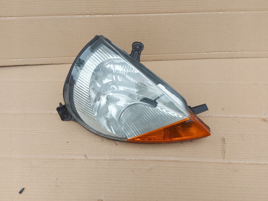 фото №1, Лампа права перед valeo ford ka nr. 67724920