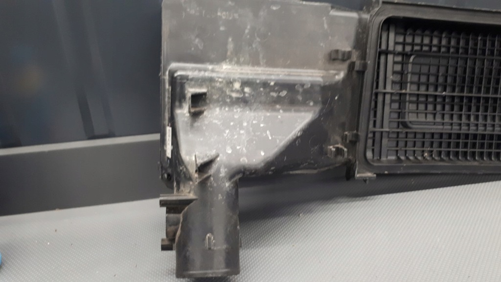 фото №11, 100140-9895 бортовий комп'ютер корпус фільтра mazda ii 1.3b