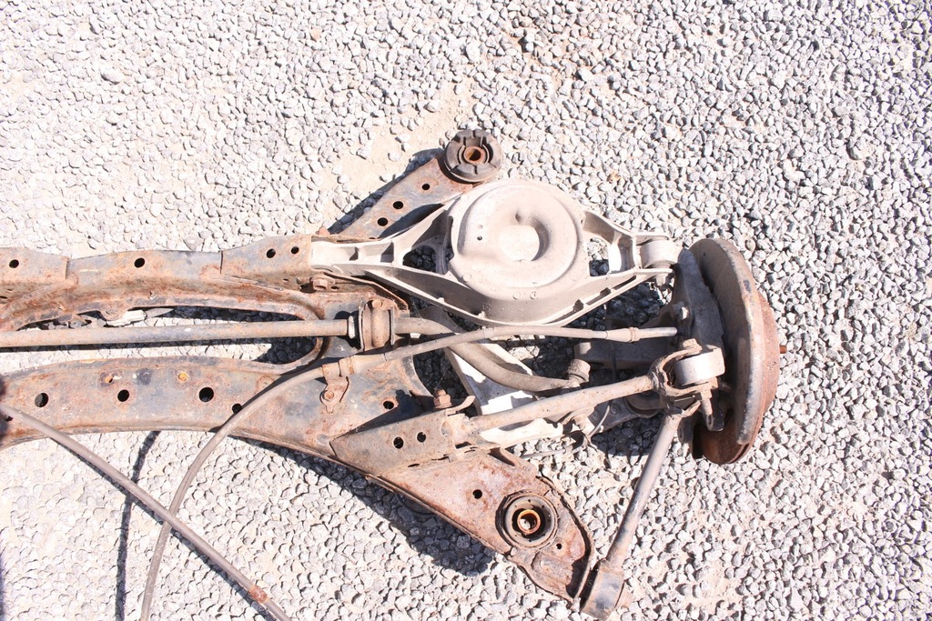 фото №9, Балка підвіска підрамник підрамник задня комплект nissan maxima a35