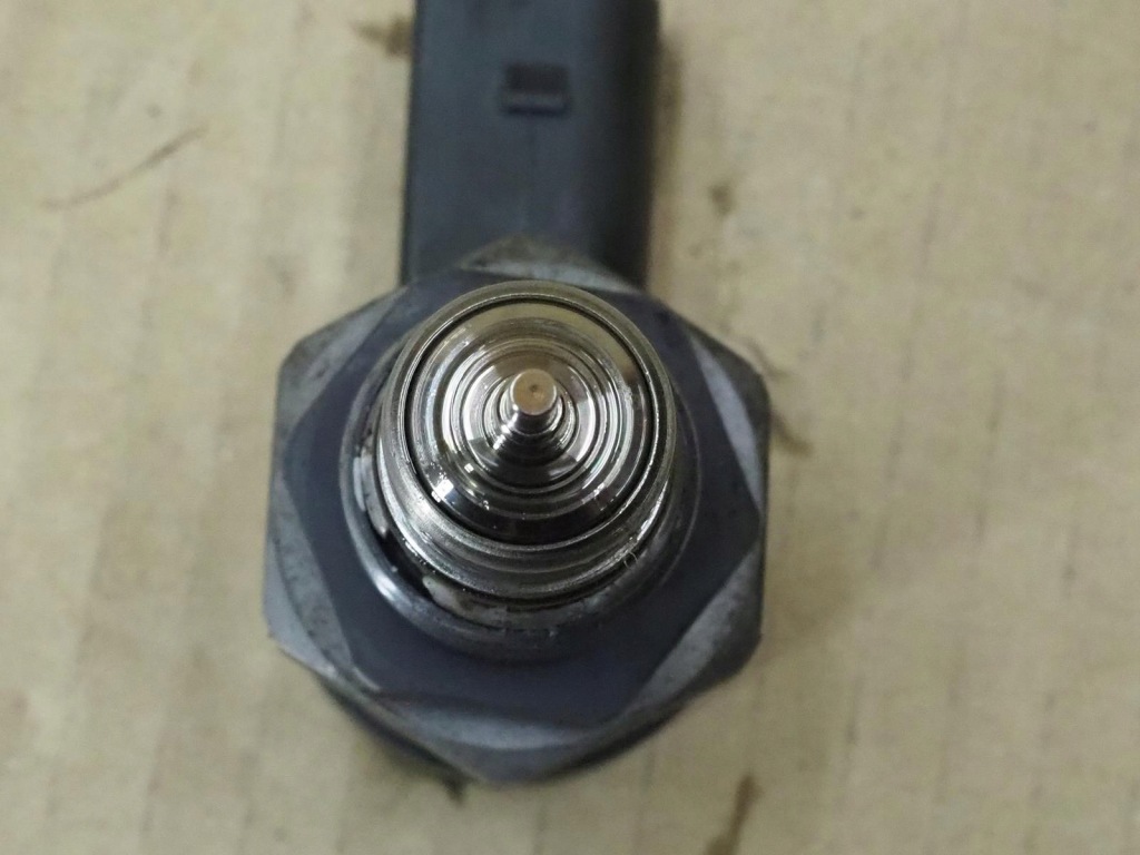 Датчик давления топлива om642 a6420700146 mercedes w221 3.0 cdi bluetec Киев