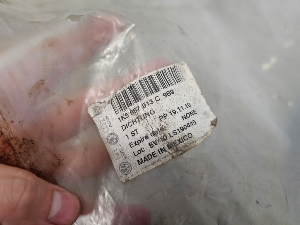 фото №9, Volkswagen jetta v a5 прокладка двері ліва задня задня 1k5867913c 1k5867913