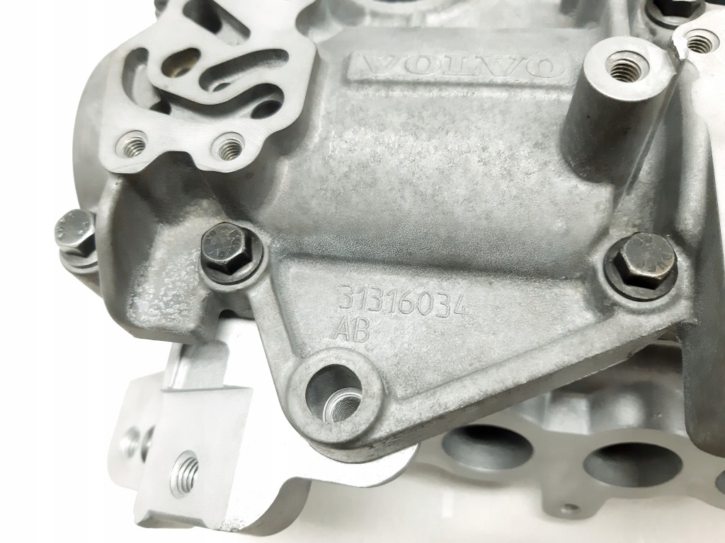 Головка восстановленная volvo xc90 2 2.0 turbo b4204t26 31401057 Киев