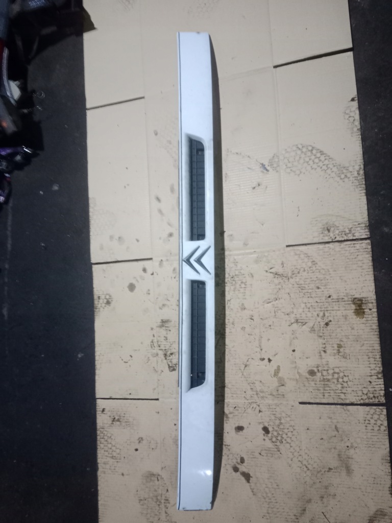 фото №1, Решётка радиатора решётка радиатора citroen jumper ducato boxer i 01r