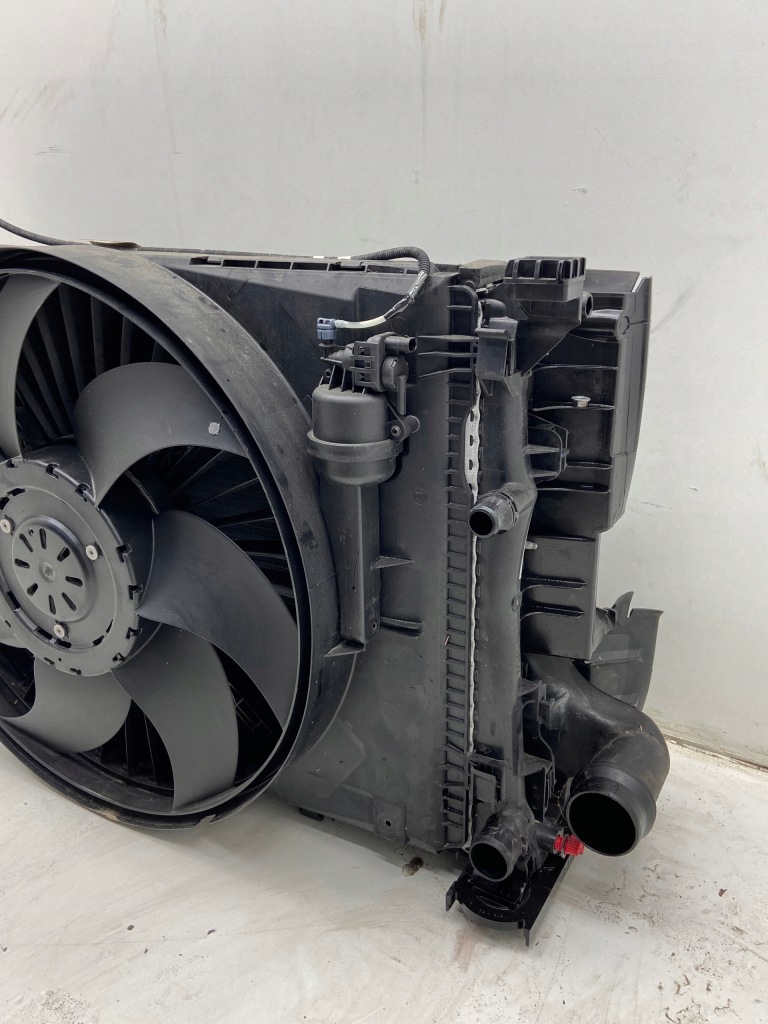 фото №6, Pas передний радиатор комплект infiniti q30 q30s mercedes w176 2017r 2.2d