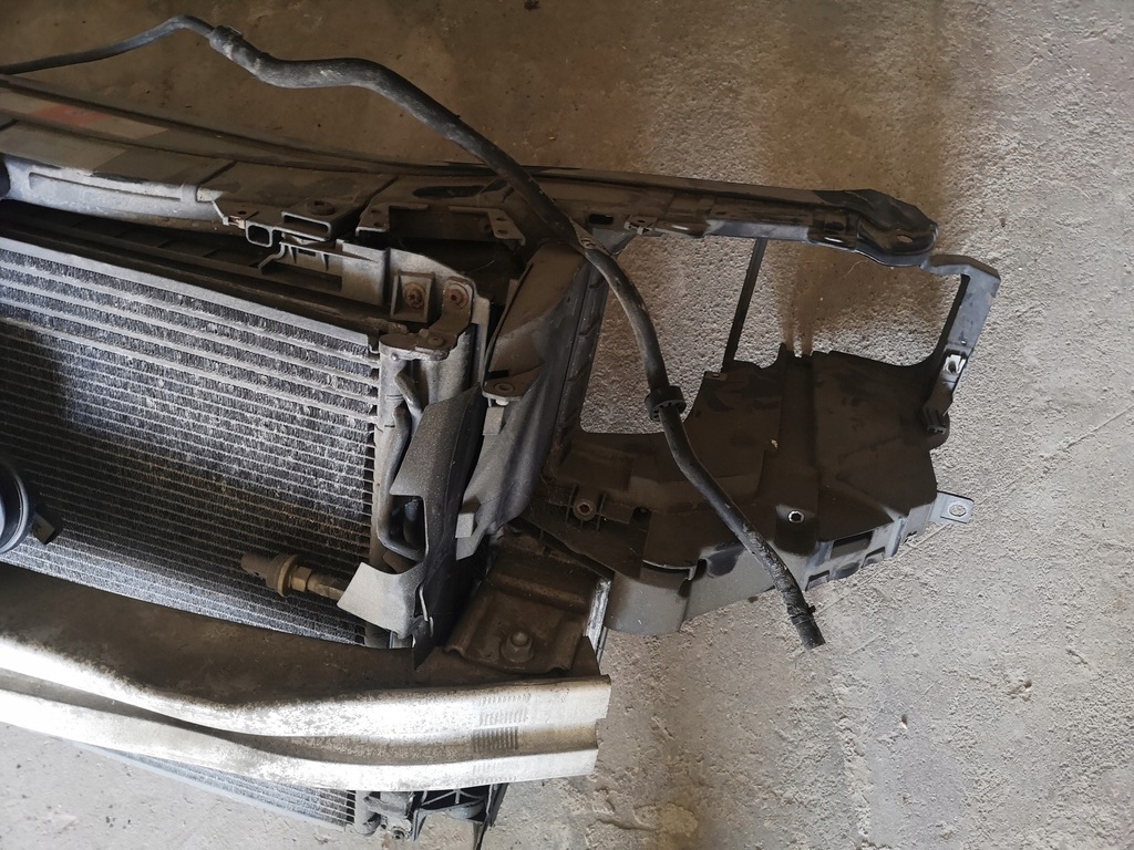 фото №5, Pas передній kompletny a8 d3 3.2 fsi audi lift