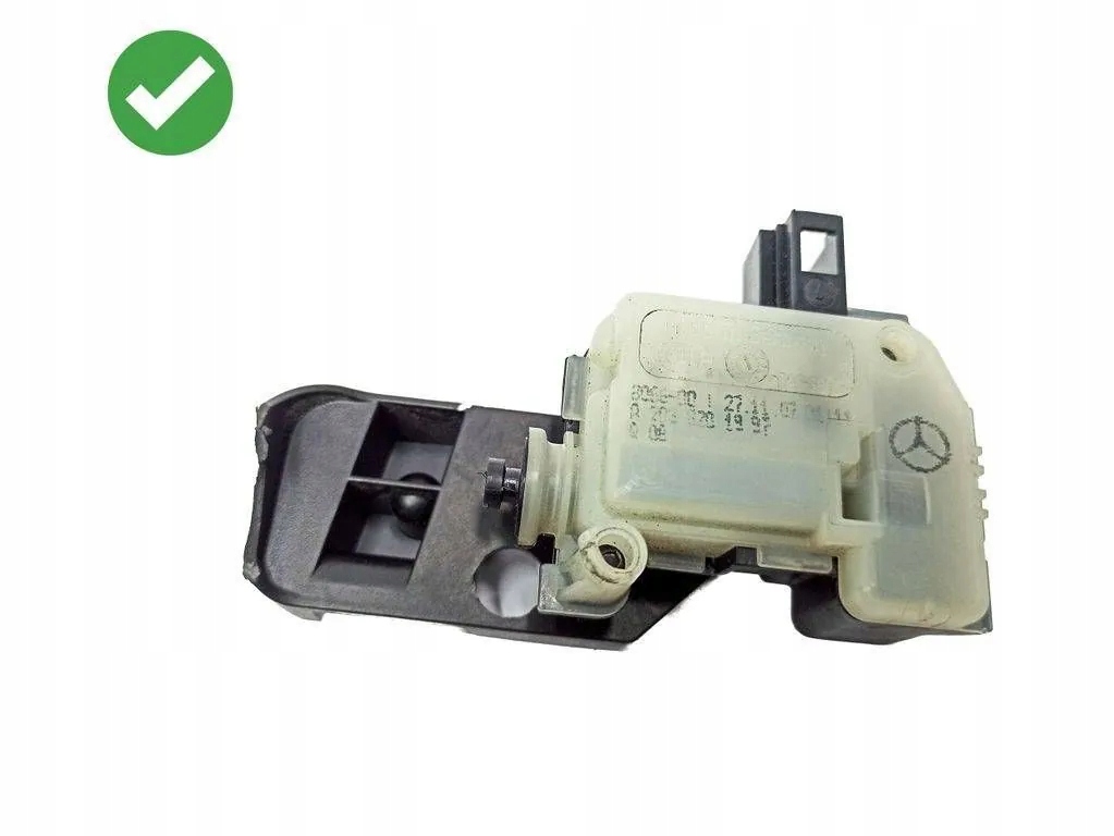 Купити Кришка з замком заливної пального mercedes-benz slk r171 a1716390014 34319968