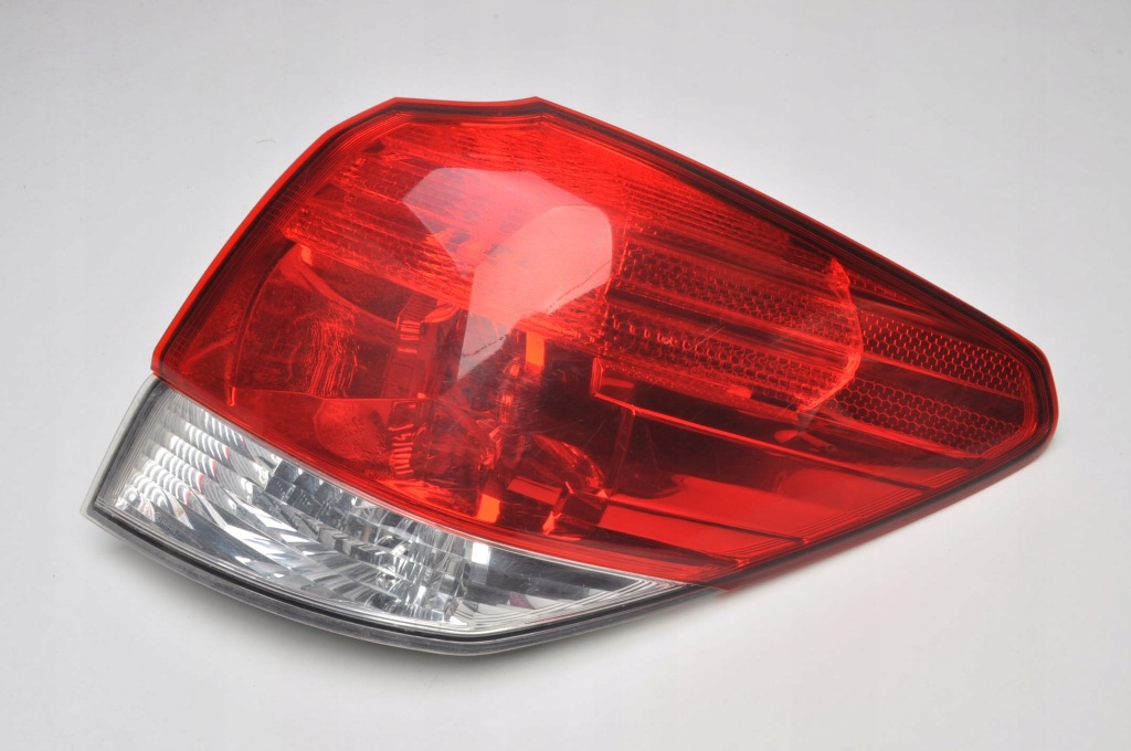фото №1, Subaru legacy v lift лампа правая задняя правый задняя 220-20067