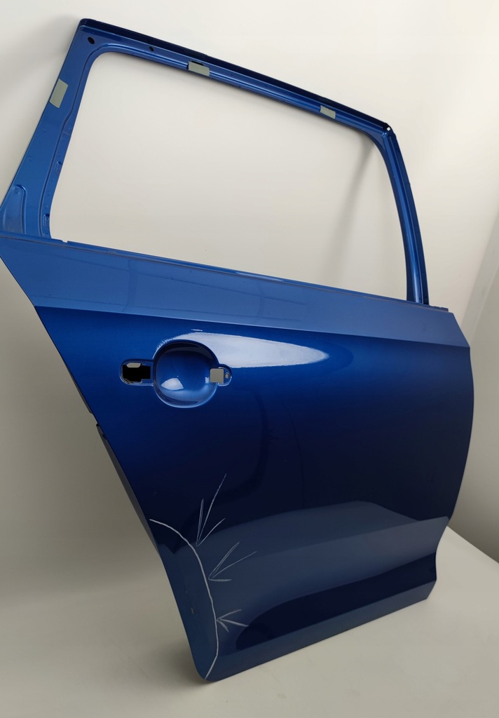 фото №4, Skoda rapid spaceback дверь задняя правое 5jj833312