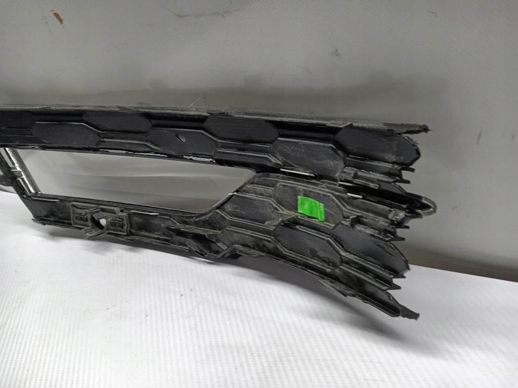 фото №6, Решітка бампера перед передня права skoda octavia iv 5e3807682