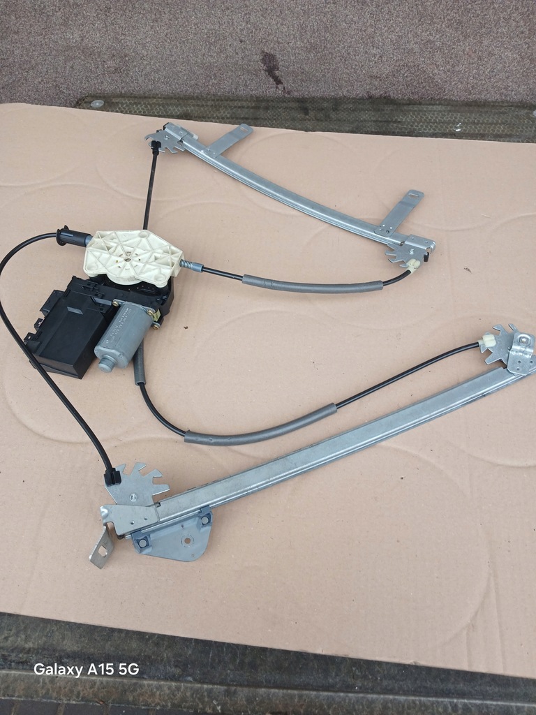 фото №7, Подъемник стекло правый перед с модуль peugeot 307 cc 307cc