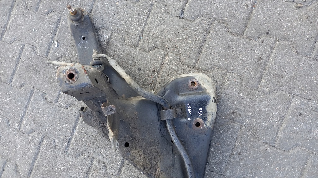 фото №4, Подрамник перед volvo v40 02r