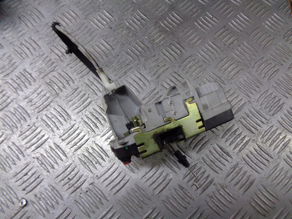 фото №1, Замок дверь центральный правый задняя peugeot 307 sw