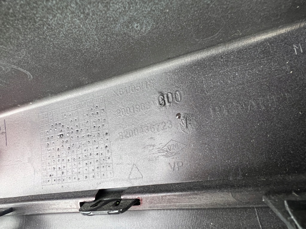 Mercedes citan бампер задній новий kompletny pdc 8200436723 Оригінал