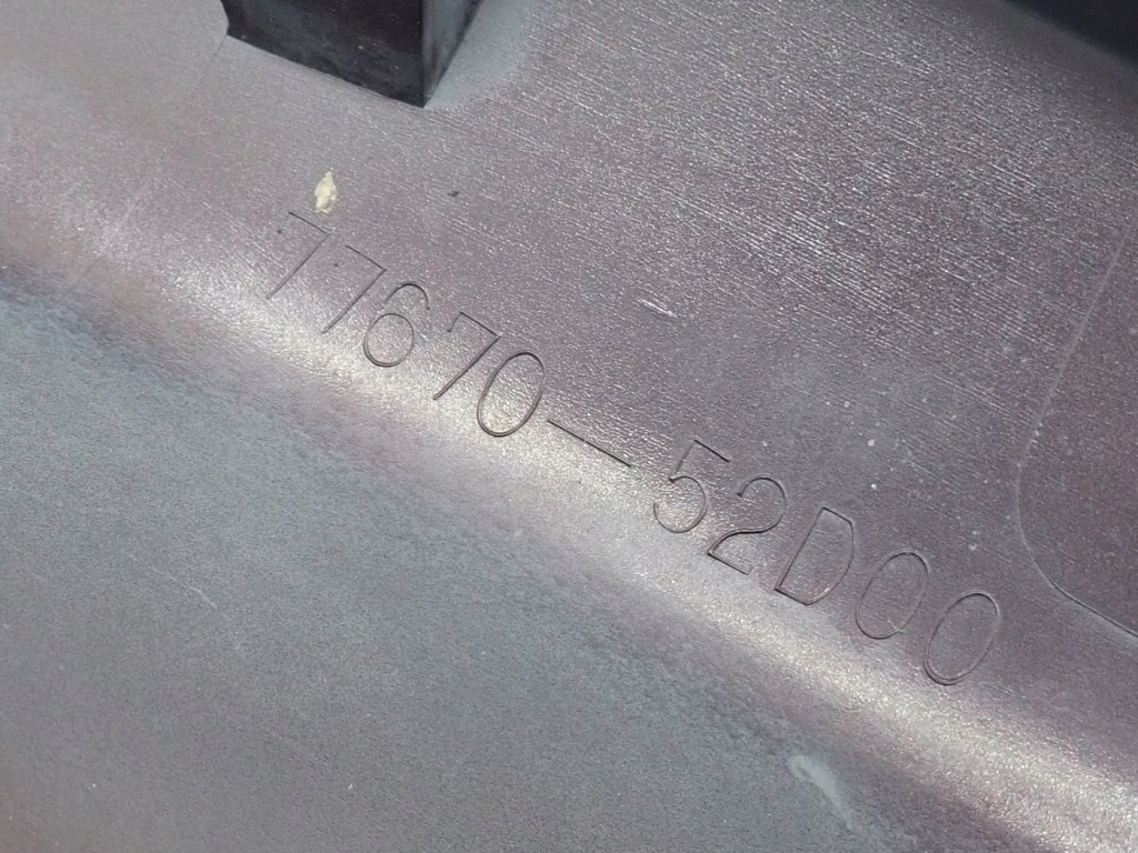 Молдинг поріг поріг ліва suzuki grand vitara 77660-52d00 77670-52d00 Доставка