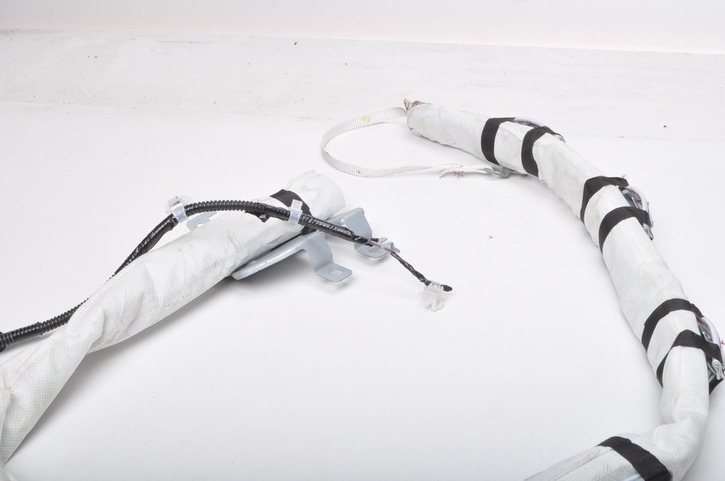 фото №7, Nissan juke i f15 шторка безпеки подушка безпеки права 34121067