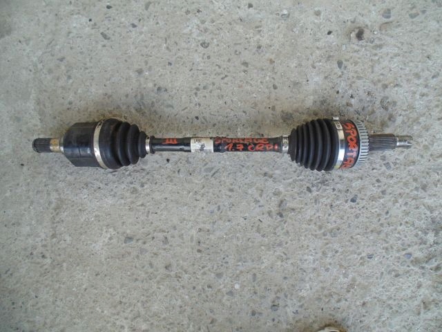 фото №1, Приводной вал левая kia sportage iii 1.7 crdi 2013 rok.