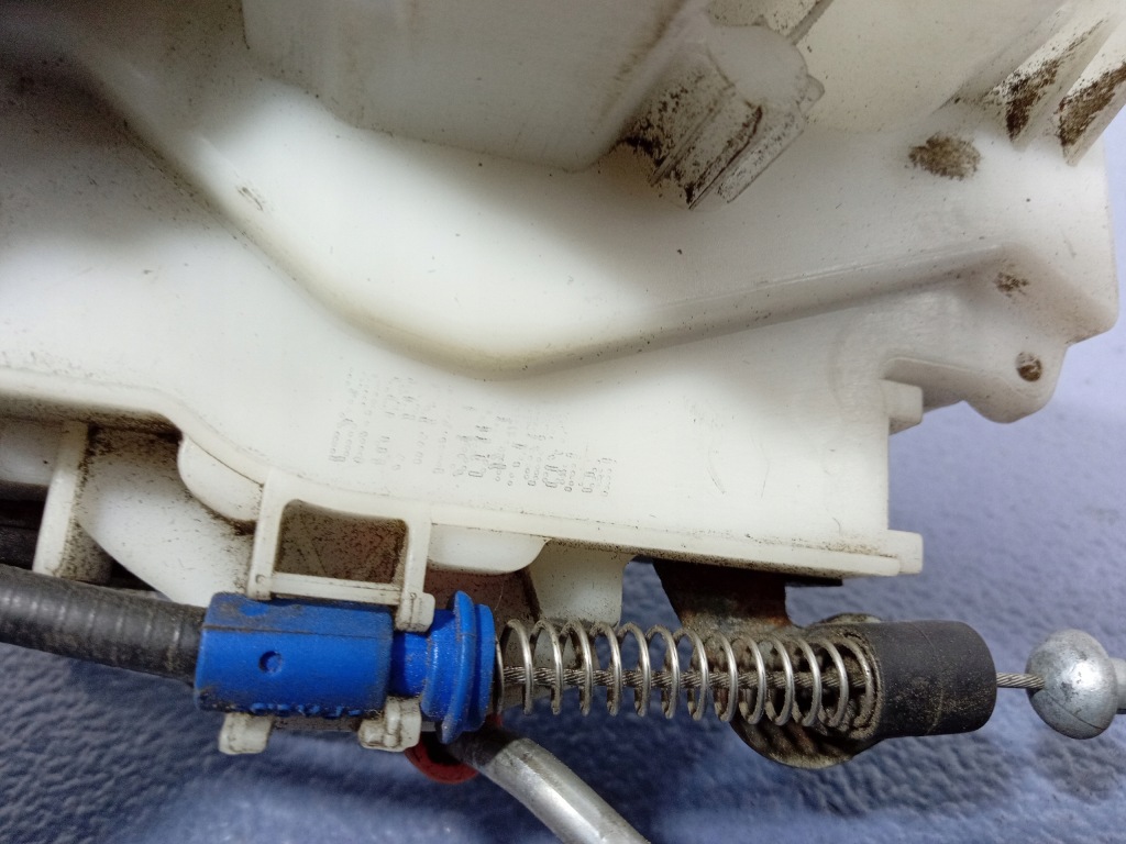 Citroen nemo fiat fiorino 07- замок двері перед правий 1354706080 в Україні