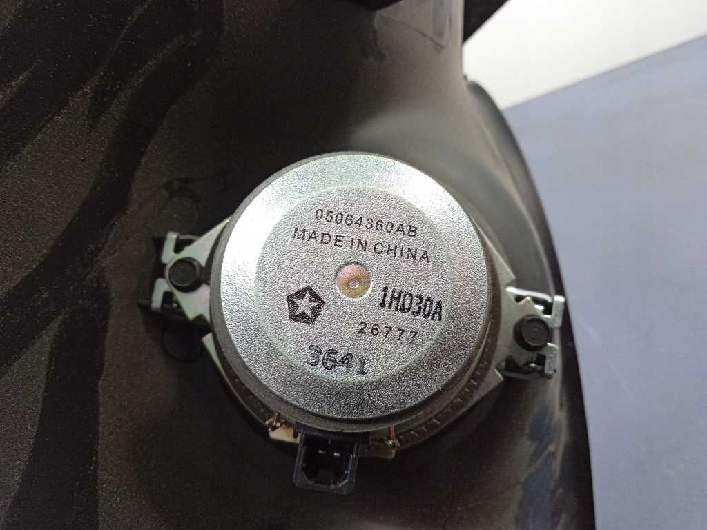 фото №7, Grand cherokee wk2 защита стойка левый задняя