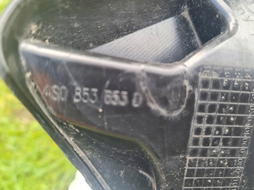 фото №5, Решётка радиатора бампера audi r8 4s0 853 653 d