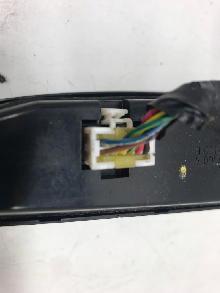 фото №10, Переключатель окон водителя левый hyundai coupe 99r 93570-27000 europa хороший