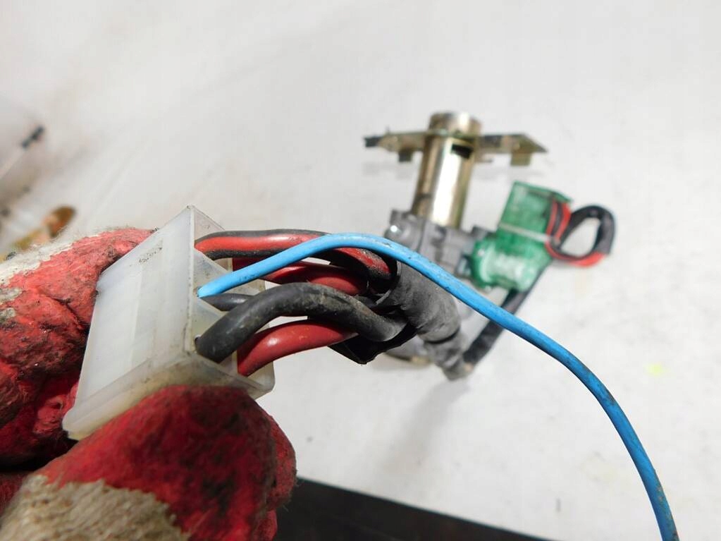 фото №13, Man ng 363 a23 360km замок запалювання + ключ 2960.01