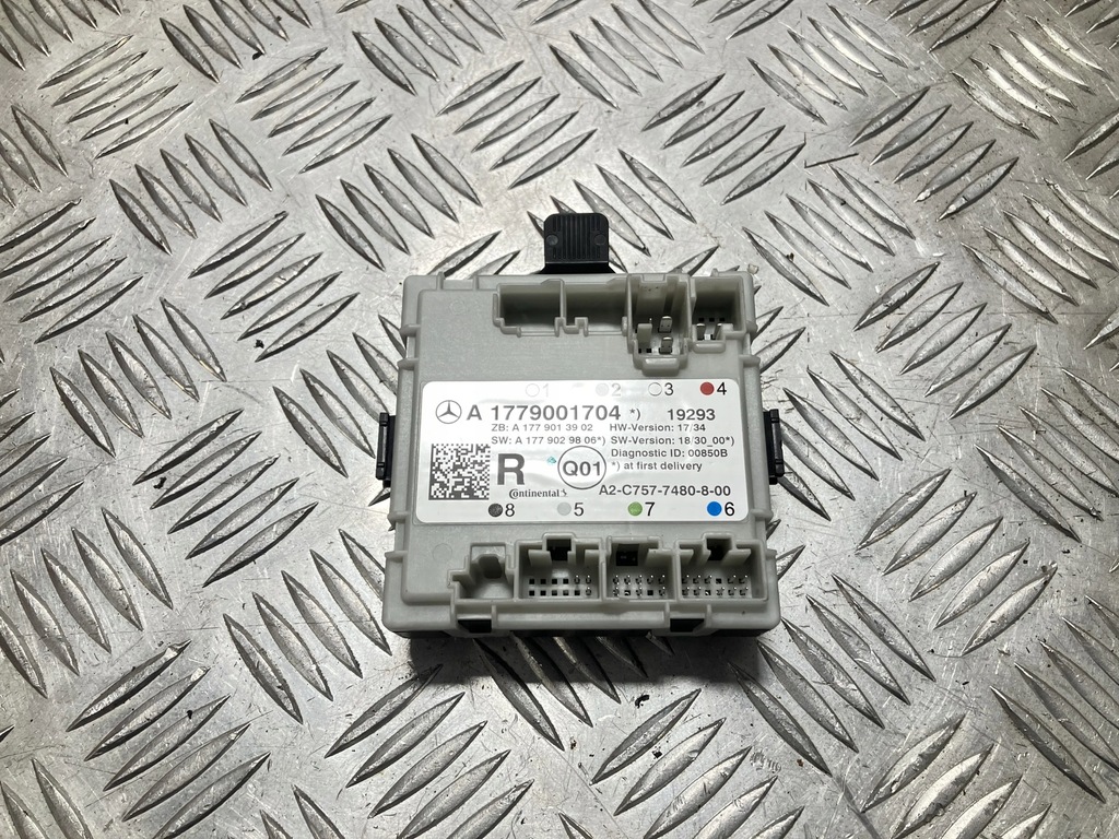 фото №1, Модуль блок управления дверь mercedes w177