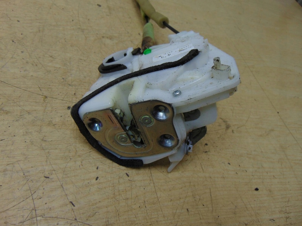 фото №5, Замок двері лівий задня mazda 3 bl 4pin europa