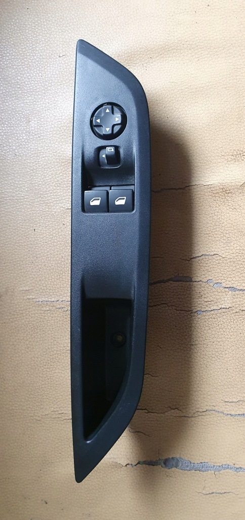 фото №1, Peugeot 208 ii панель окон переключатель левый перед