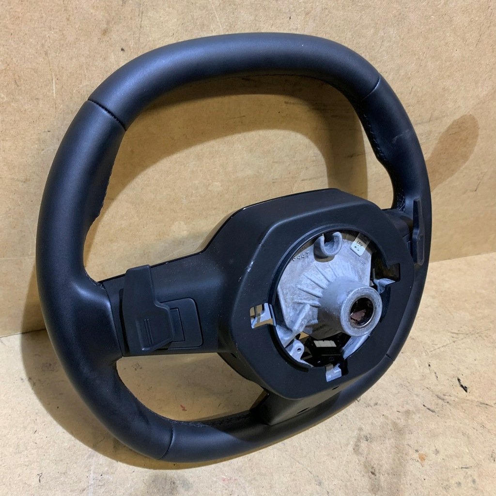 фото №9, Renault megane v e-tech воздуховод 484009182r