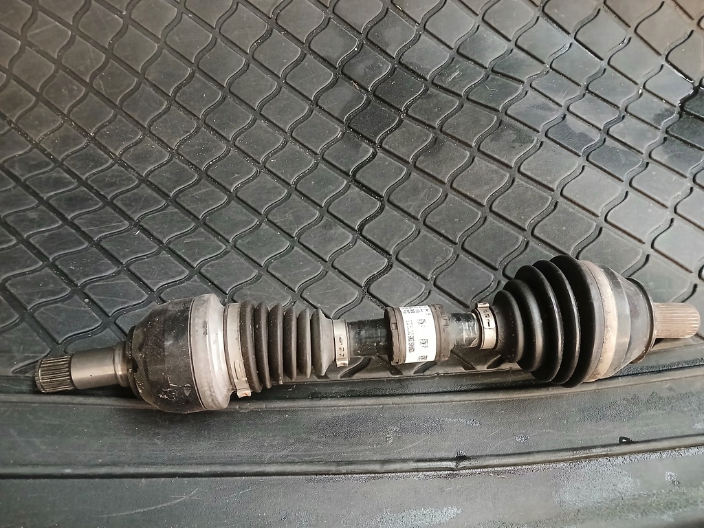 фото №1, Привідний вал передня ліва mercedes w177 w247 w118 a1773303501 .