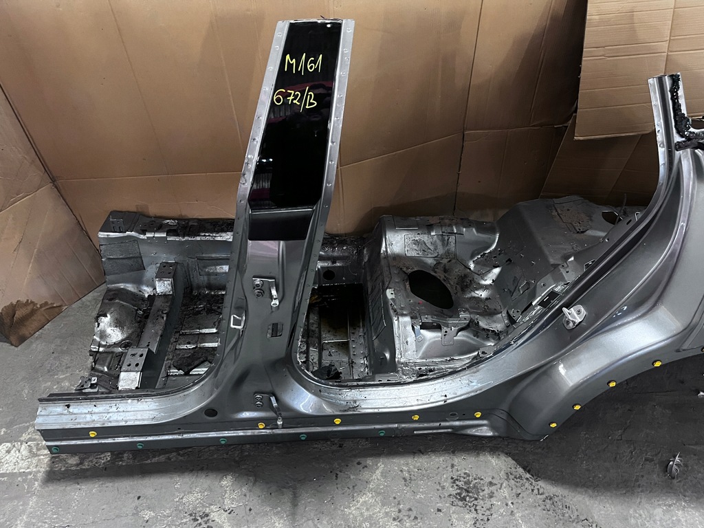 фото №11, Maserati levante m161 ліва задня чверть крила з стійка b 672/b