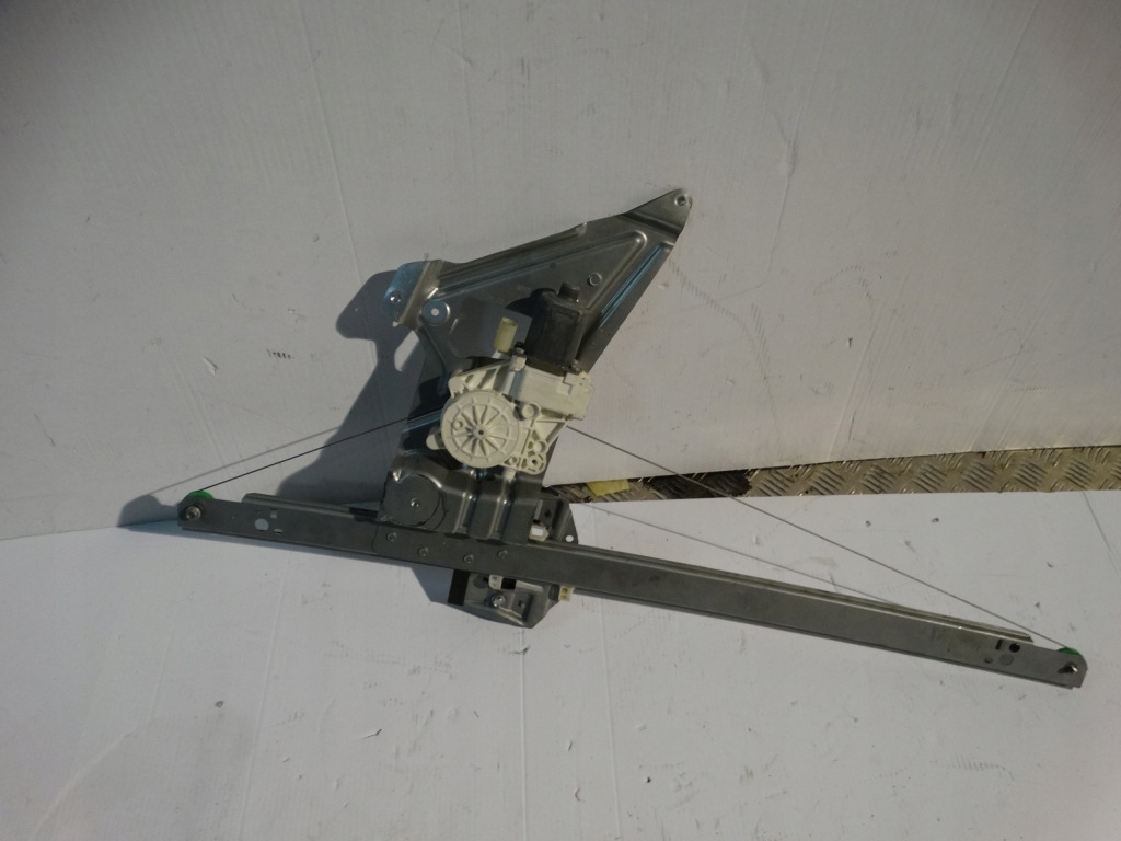 фото №1, Підйомник скло лівий перед sprinter vw crafter 1