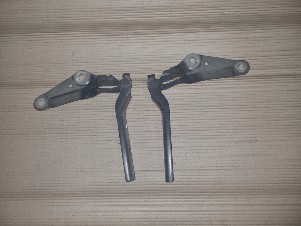 фото №2, Vw t-roc - петля капот левый lub правый