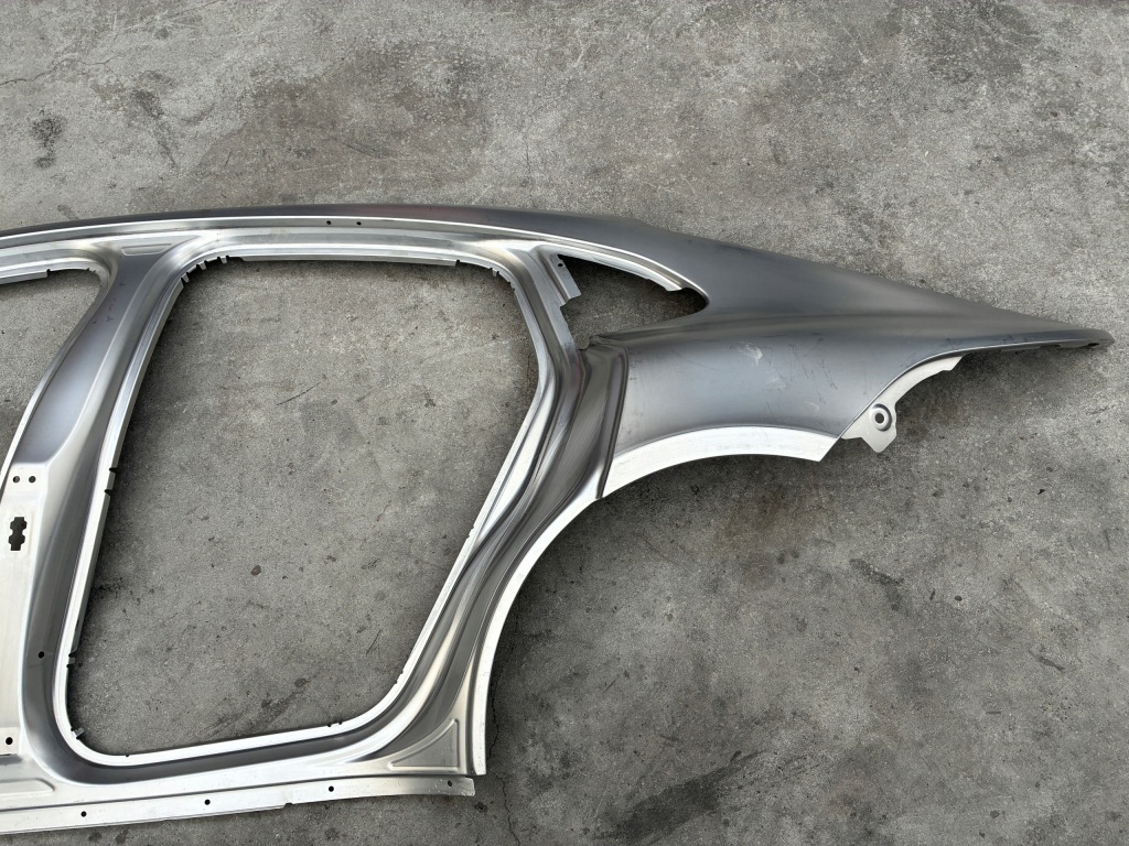 фото №1, Porsche panamera 971 976 lift крыло обшивка порог обшивка левый nowe