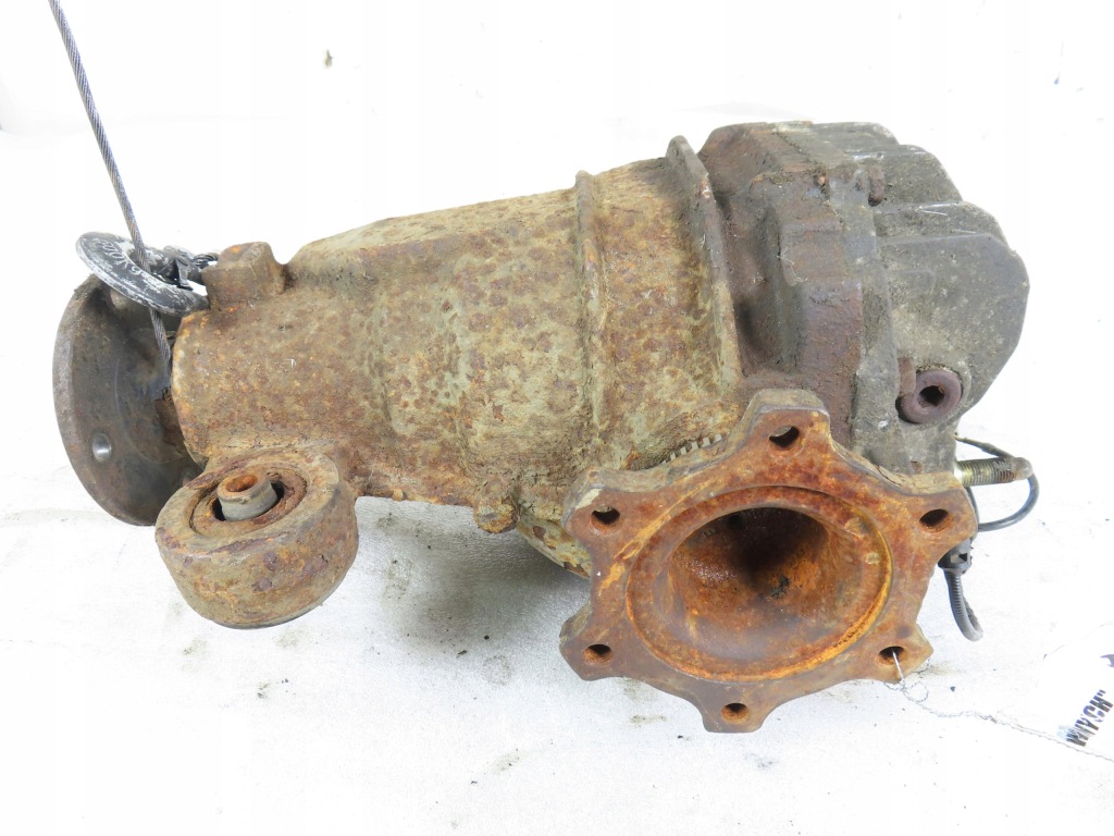 Диференціал nissan pathfinder 3 r51 4.0 3831100044 в Україні