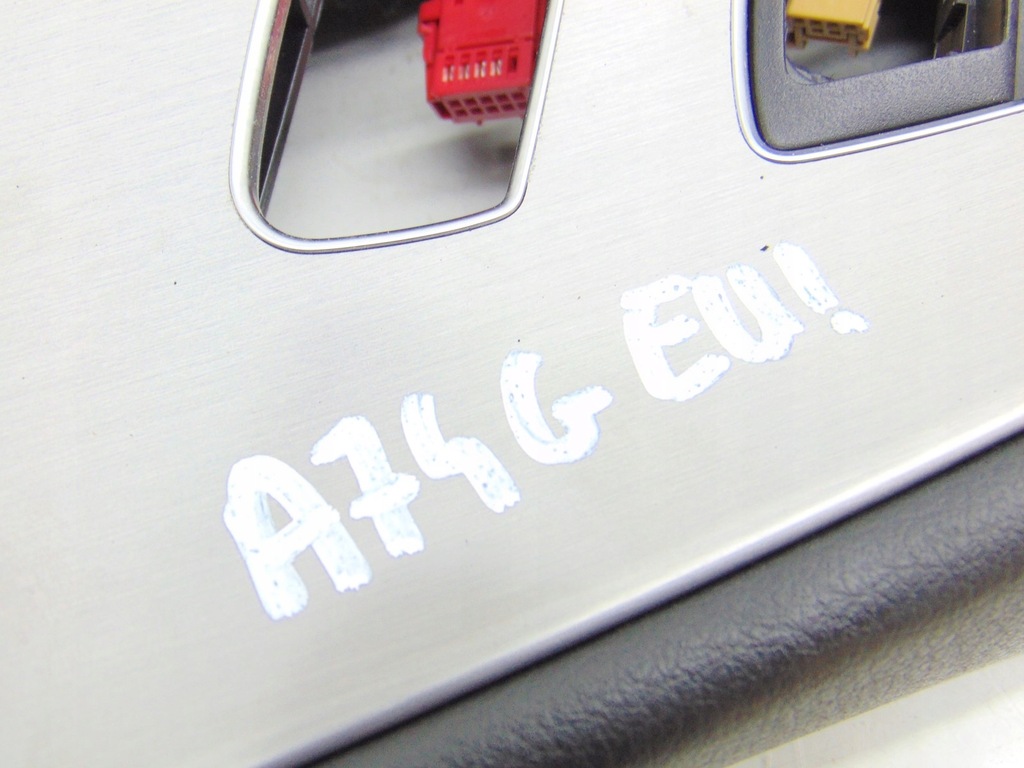 фото №8, Обшивка обивка дверь левый перед audi a7 4g eu