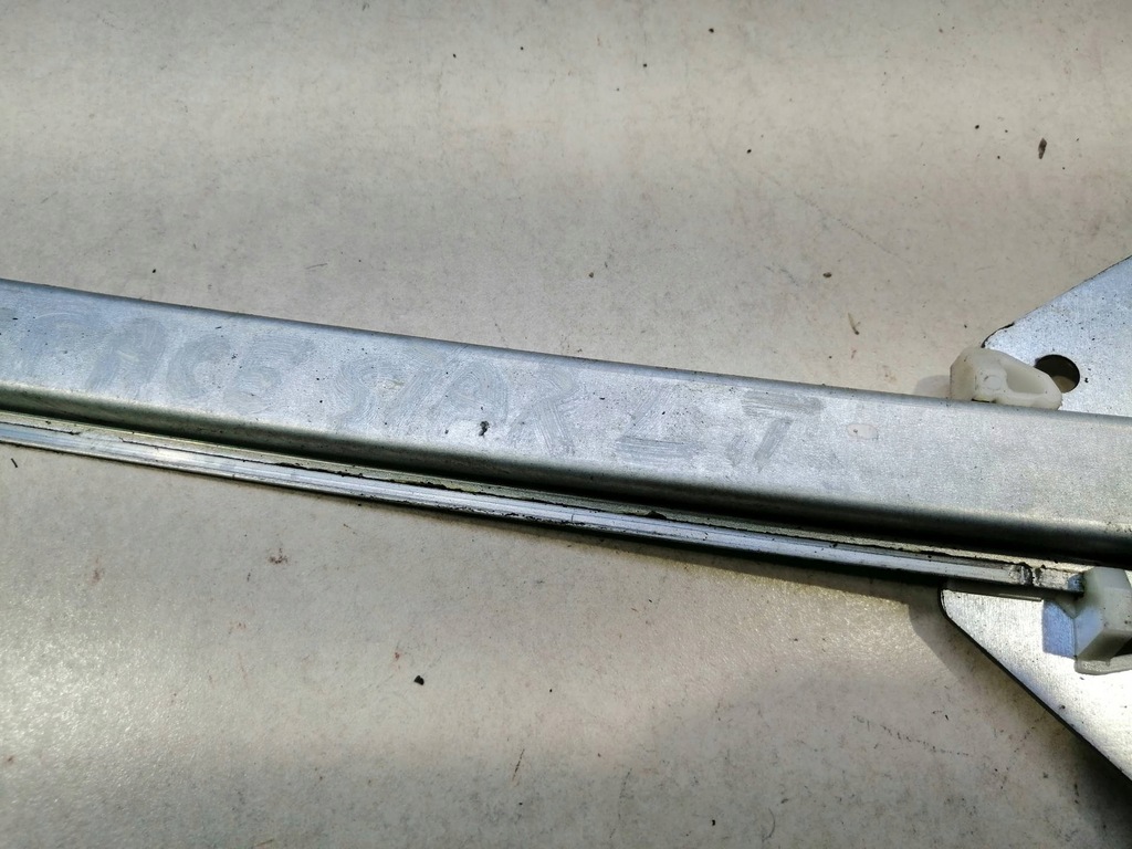 фото №6, Підйомник скло лівий задня space star i