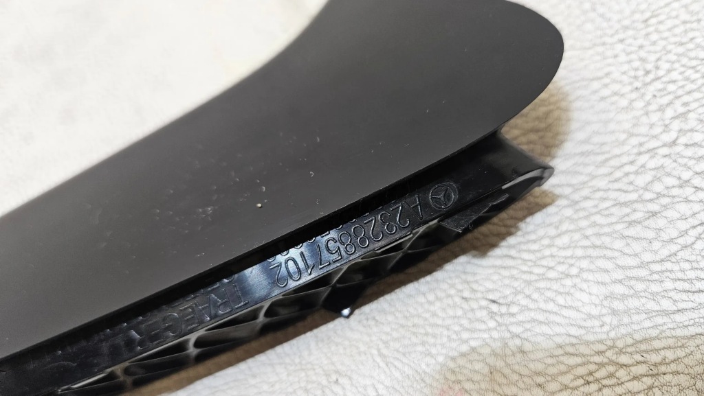 Впуск бампера перед передній mercedes sl 232 a2328856902 Зі Шроту