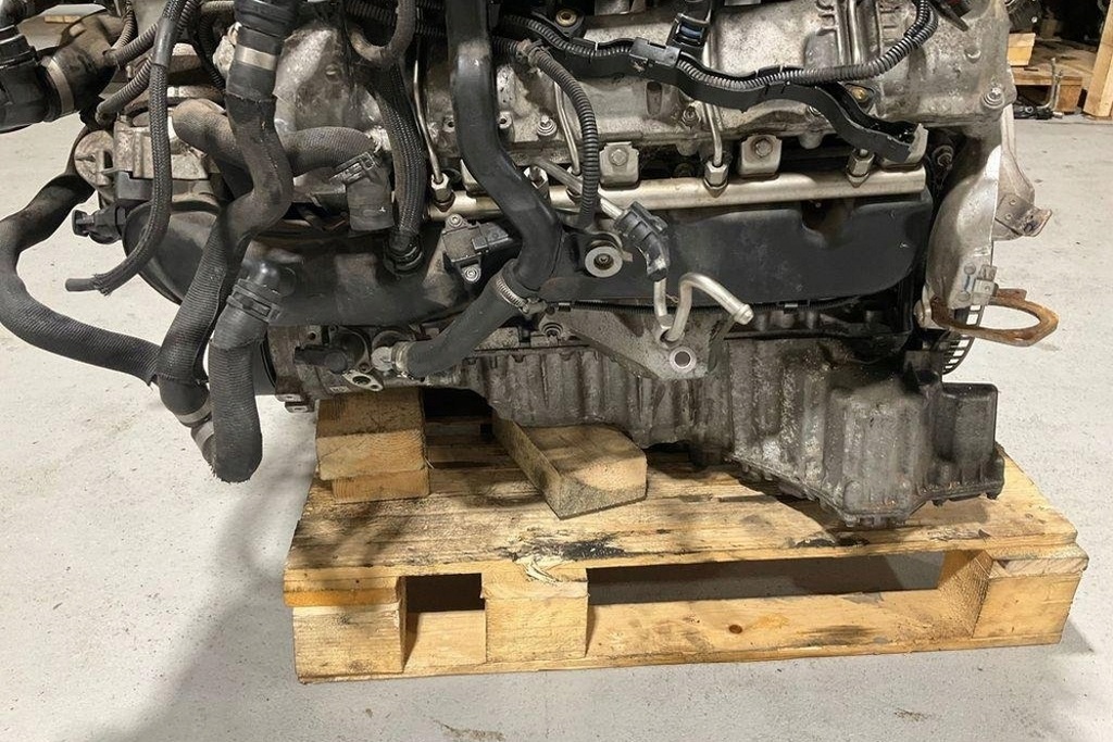 фото №11, Двигатель bmw 5 f10 n63b44 4.4l бензиновый 2012