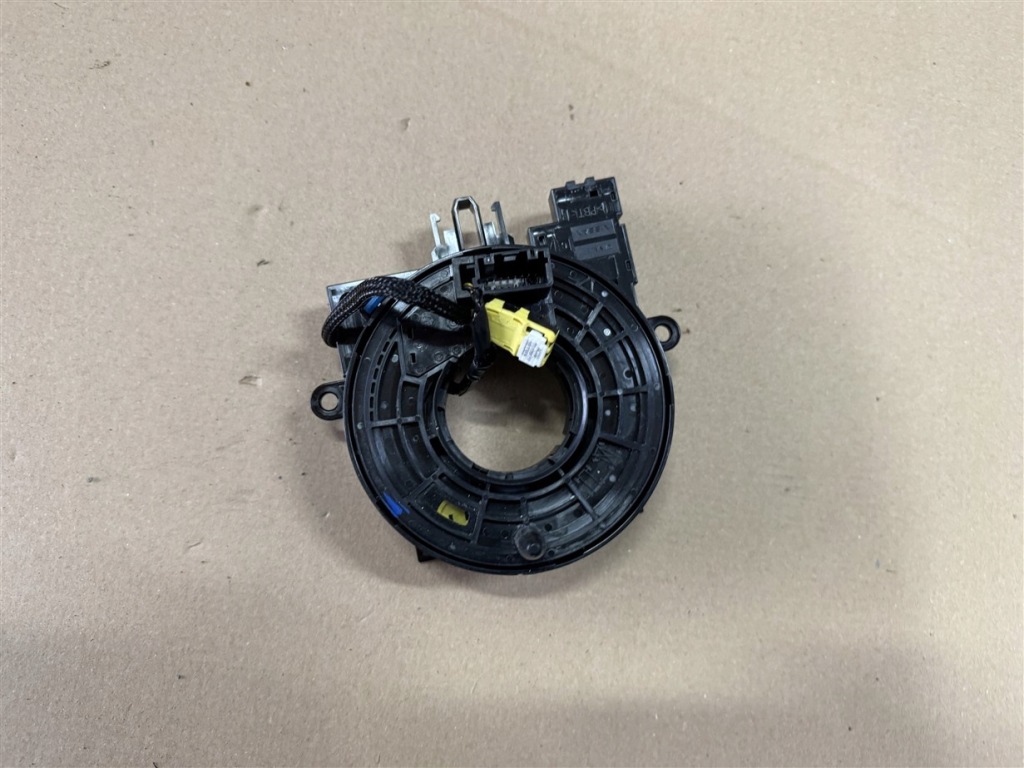 Купити Стрічка шлейф подушка безпеки 255543182r renault trafic 4 iv 22-25r