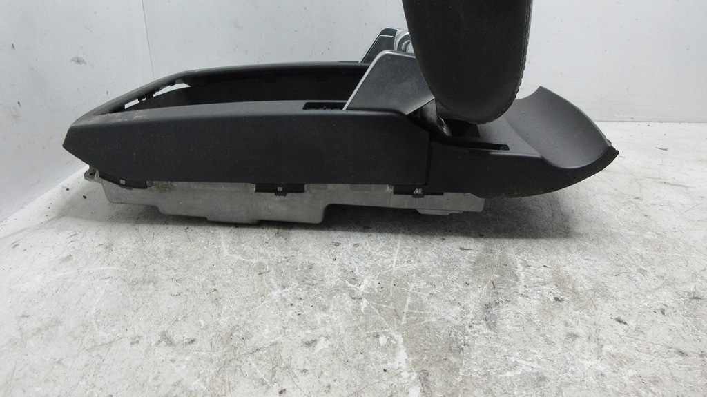 фото №7, Audi a8 d4 4h0 підлокітник чорний шкіра