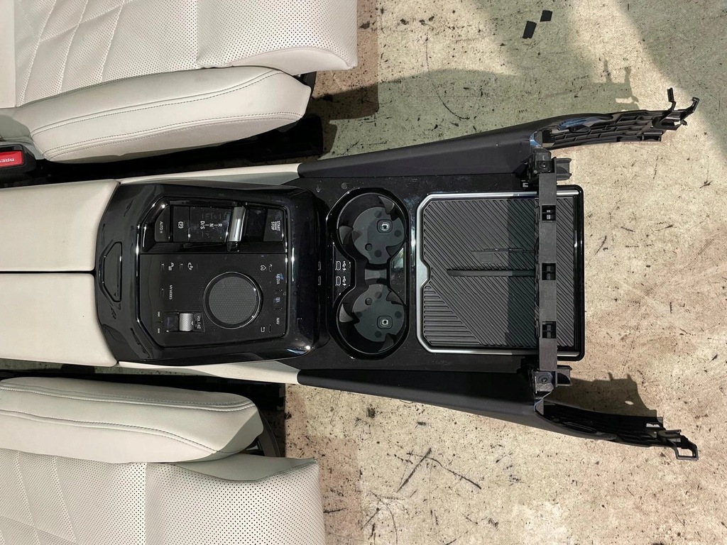 фото №8, Сидіння оббивка шкіра комфорт обігрів вентиляція пам'ять bmw 5 g60 harman