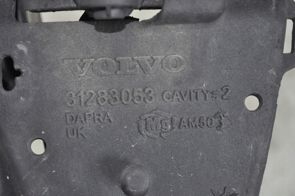 фото №10, Volvo s60 v60 pas передній підсилювач передній kpl