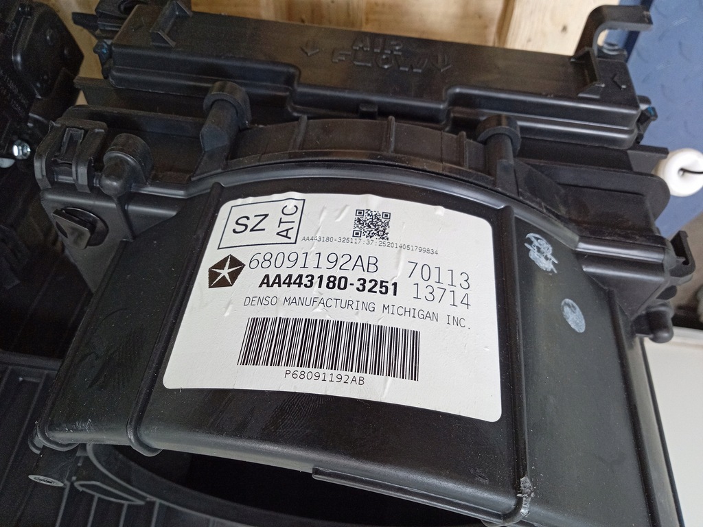 фото №6, Jeep compass i 2.4 отопитель 68091192ab