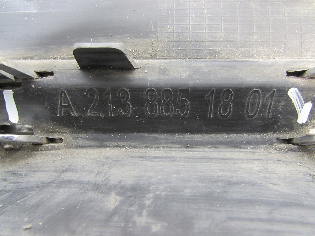 фото №14, Mercedes w213 диффузор накладка защита нижняя бампера задняя amg a2138851801