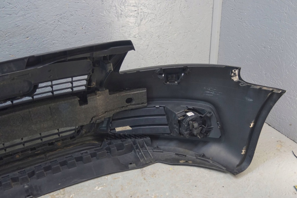 Audi a3 8p lift s-line бампер перед 08- омыватель z2479 Киев