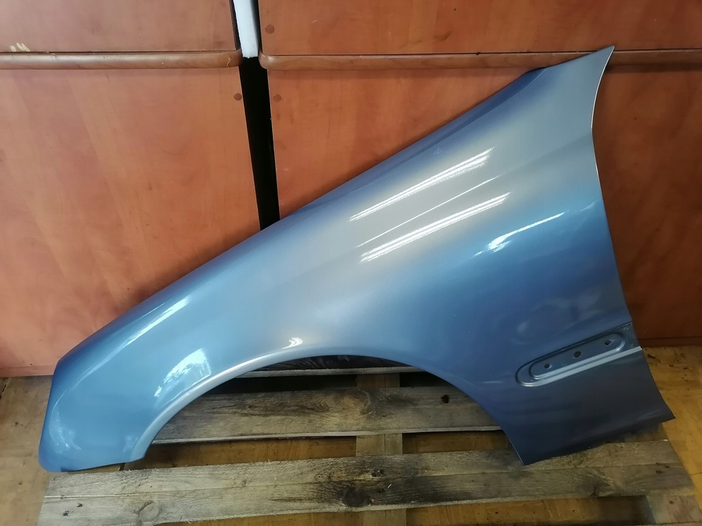 фото №1, Крила лівий перед mercedes w203 747