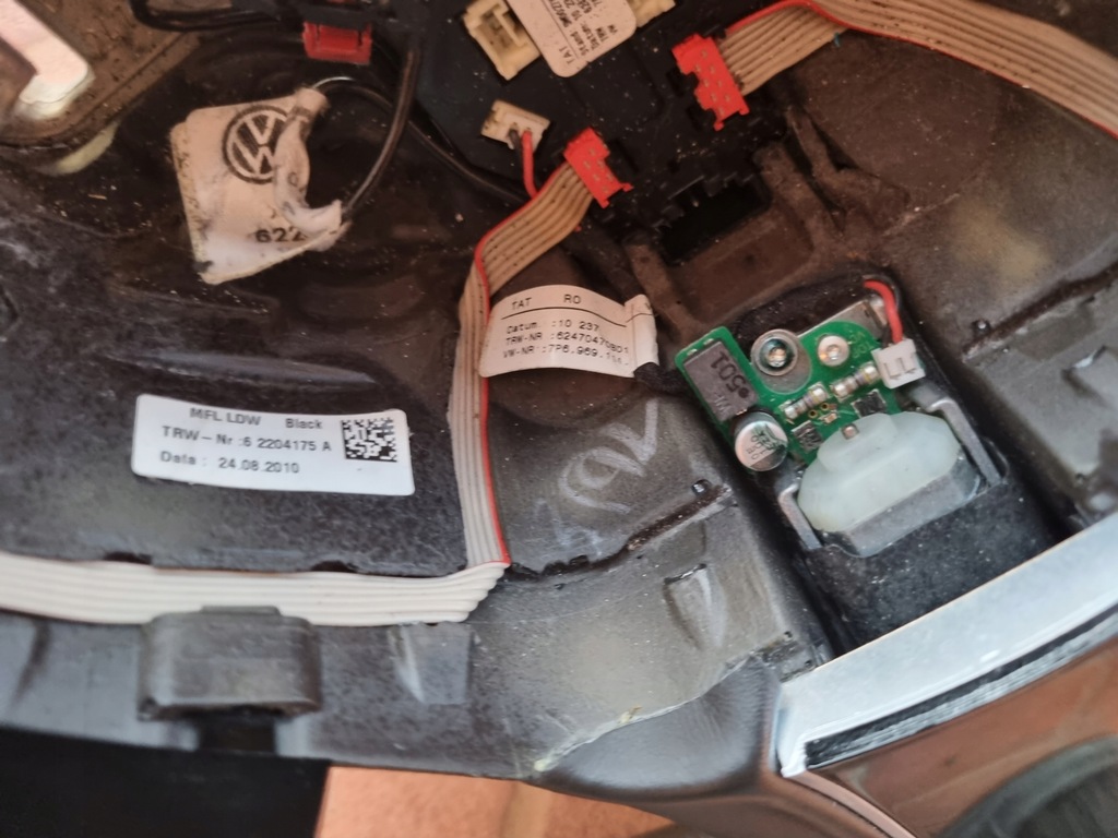 фото №12, Vw touareg 7p6419091g воздуховод кожаный