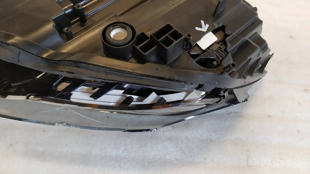 фото №10, Лампа правий перед audi a6 c8 4k0